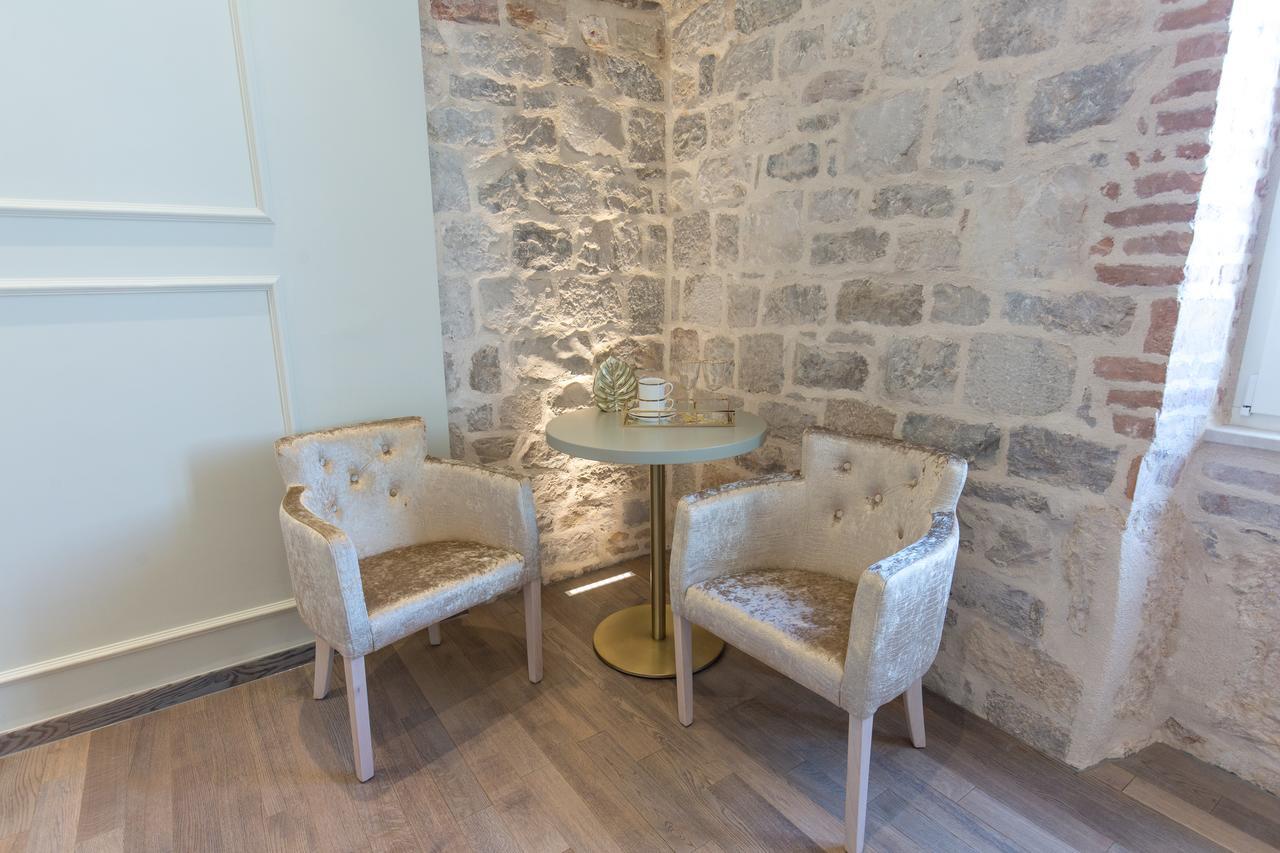 Guest house Riva Palace 4*