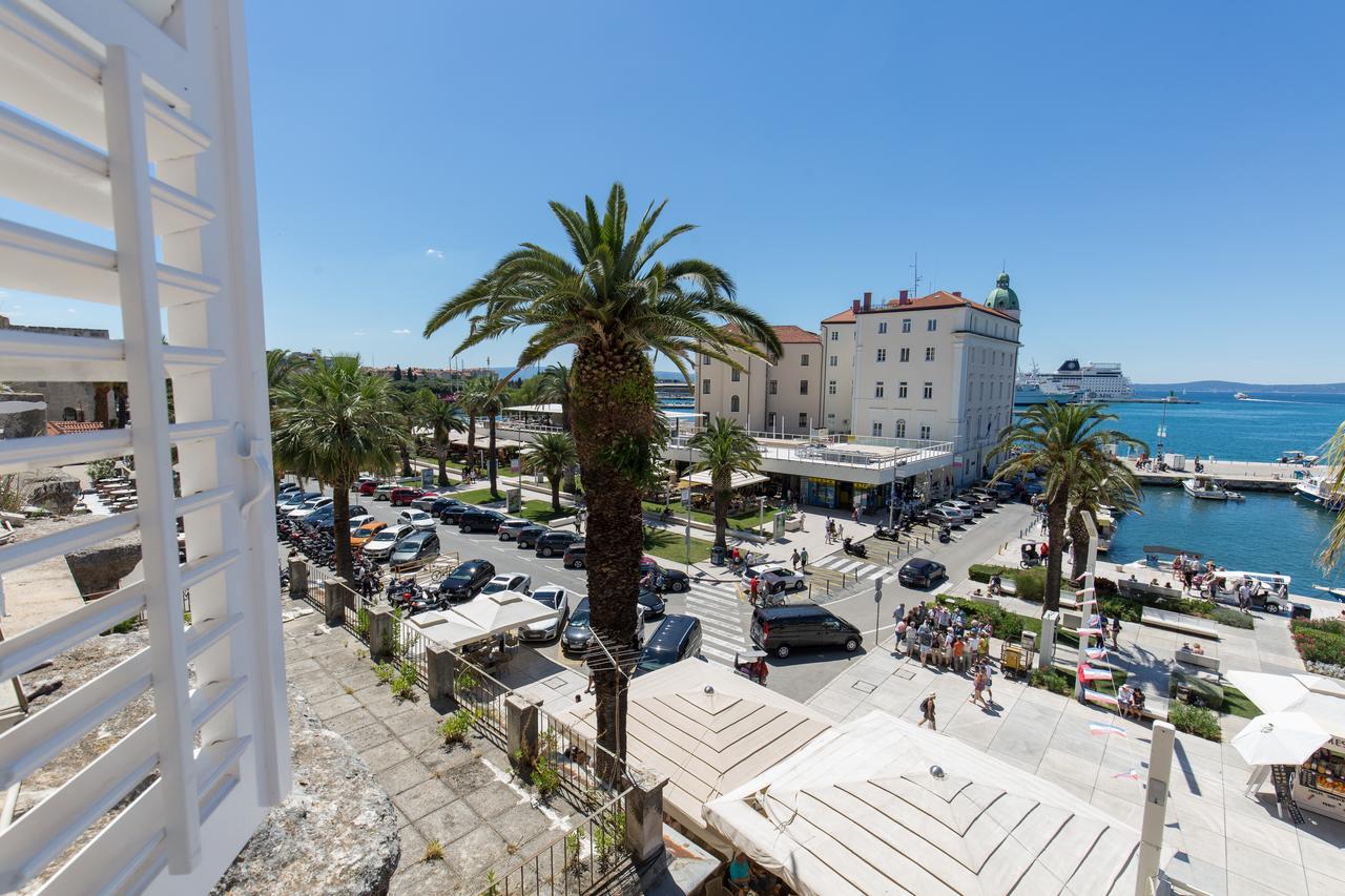 Guest house Riva Palace 4*